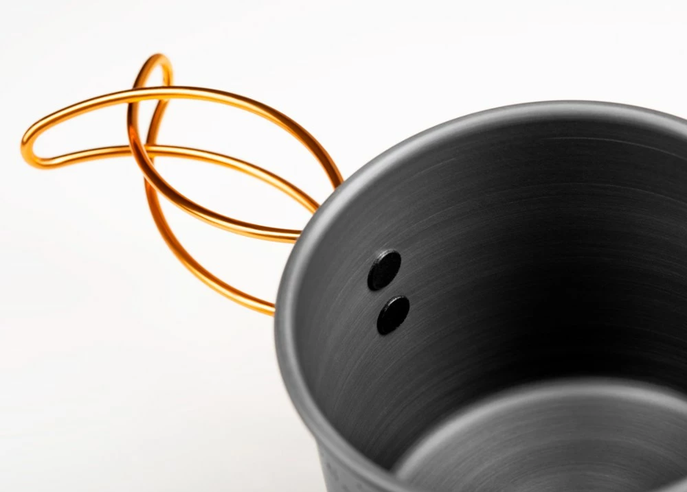 GSI Outdoors Halulite Aluminum Bottle Cup - 20 fl. oz. - Black - Image 4