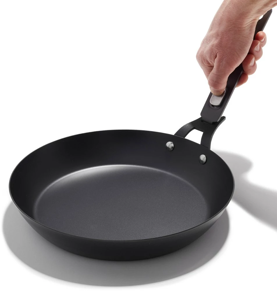 OXO Outdoor Carbon Steel Fry Pan with Removable Handle - 8" - Image 6