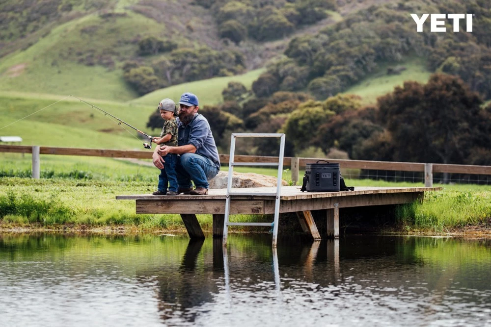 YETI Hopper Flip 18 Soft Cooler - Image 6