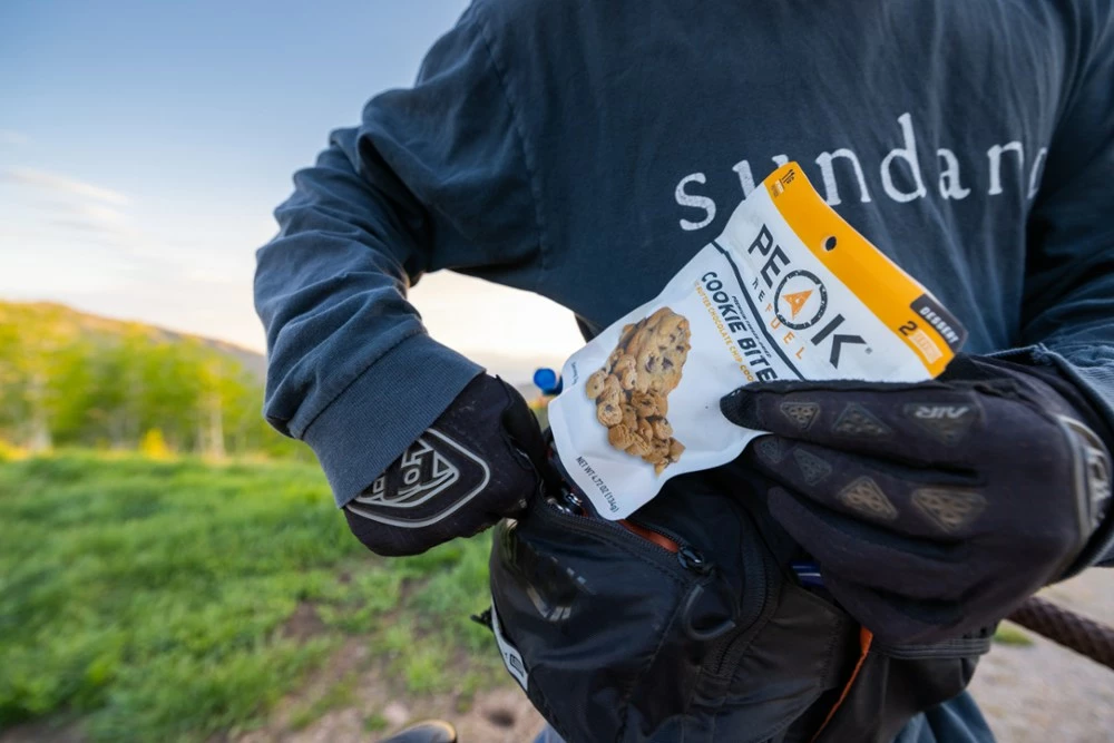 PEAK REFUEL Peanut Butter Chocolate Chip Cookie Bites - Image 4