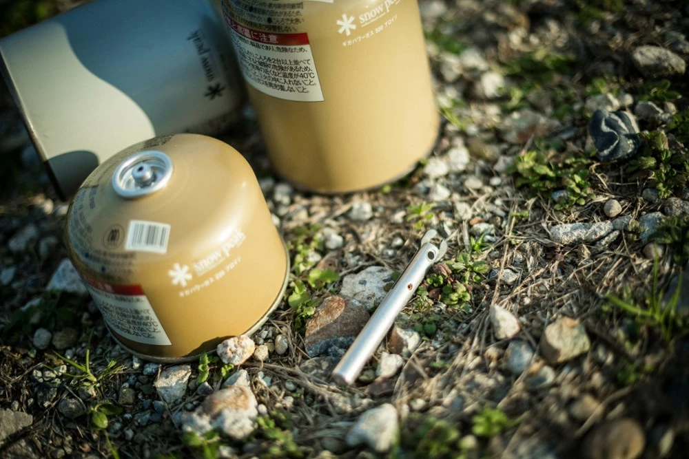 Snow Peak Kuwagata Fuel Canister Recycling Tool - None - Image 4