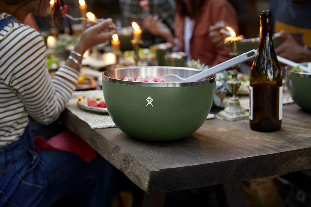 Hydro Flask Serving Bowl with Lid - 5 Qt. - Image 3